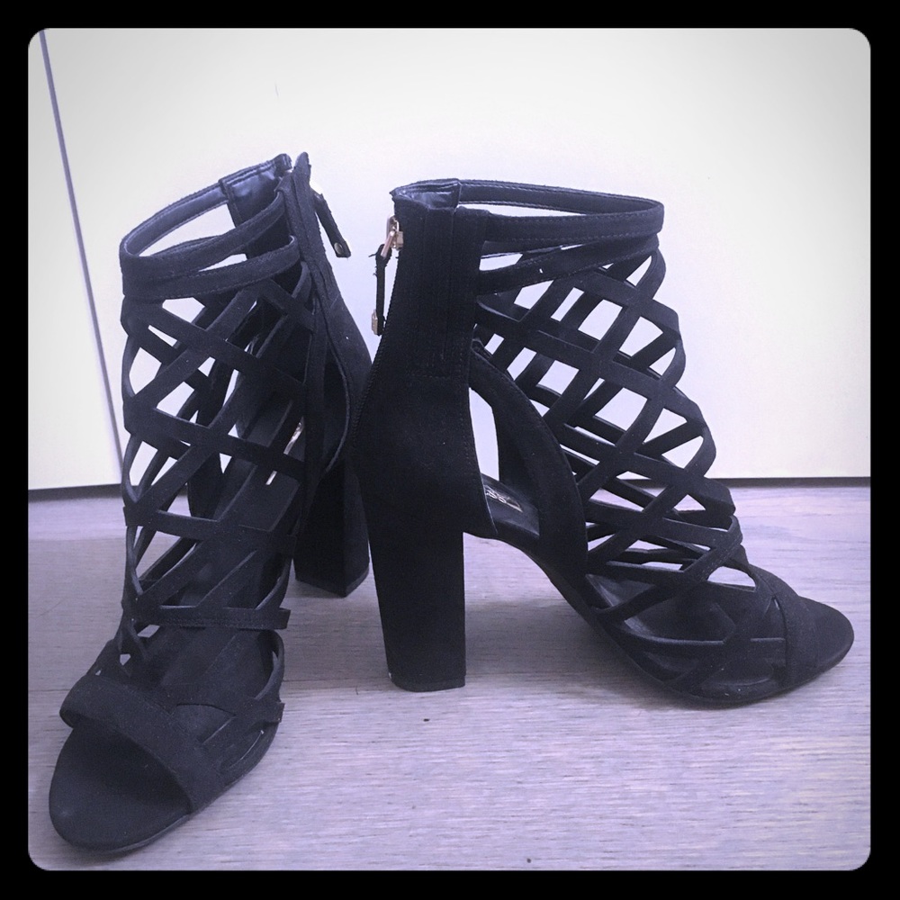 Guess Black Lace Up Heeled Ankle Boots Chunky Block Heel Size 10 Going Out